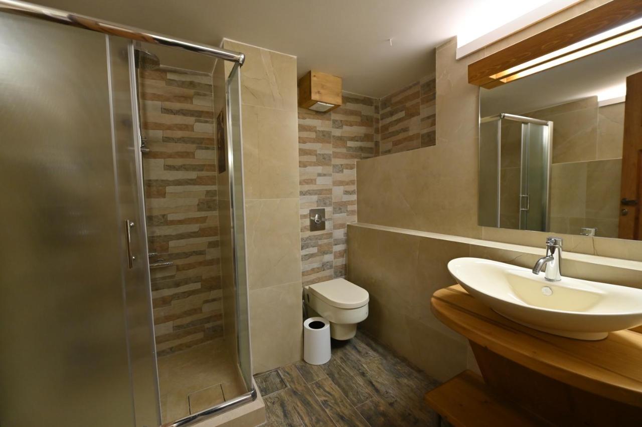 Domaine Des Oliviers Hotell Batroûn Eksteriør bilde